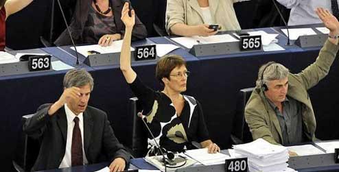 Satu Hassi, a Finnish Green MEP votes through the logging legislation