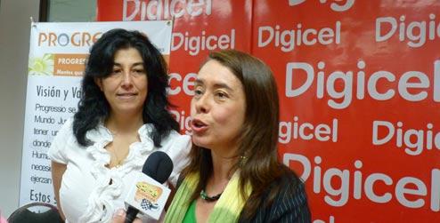 Xiomara Ventura launches the new initiative with Digicel