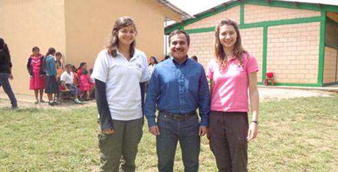 Mexican ambassador with ICS volunteers