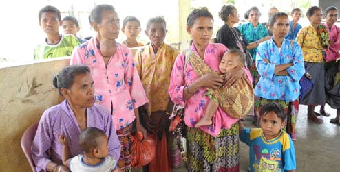 Women involved with self help groups in Oe-cusse