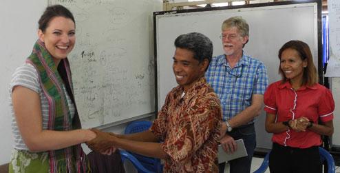 Charlotte Maugham meets FONGTIL in Baucau