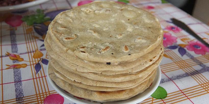 Famous Honduran tortillas. Photo by Noel Specowius