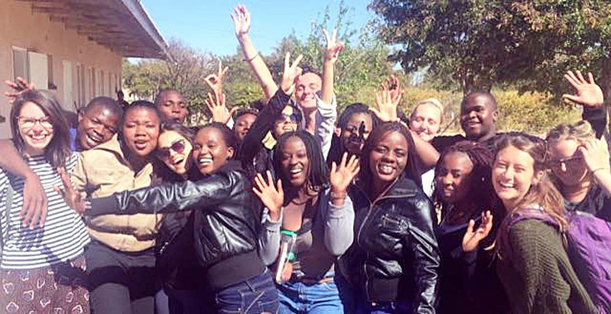 The last group photo before the departure of the UK volunteers