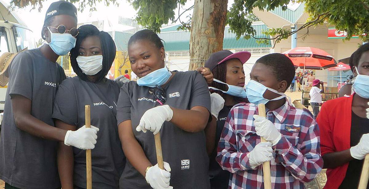 ICS volunteers pose for a picture during the clean-up campaign